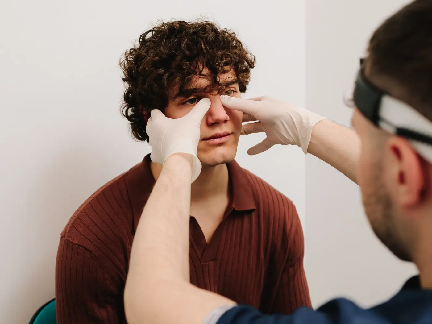 Plastic surgery | How to recognize a deviated septum?