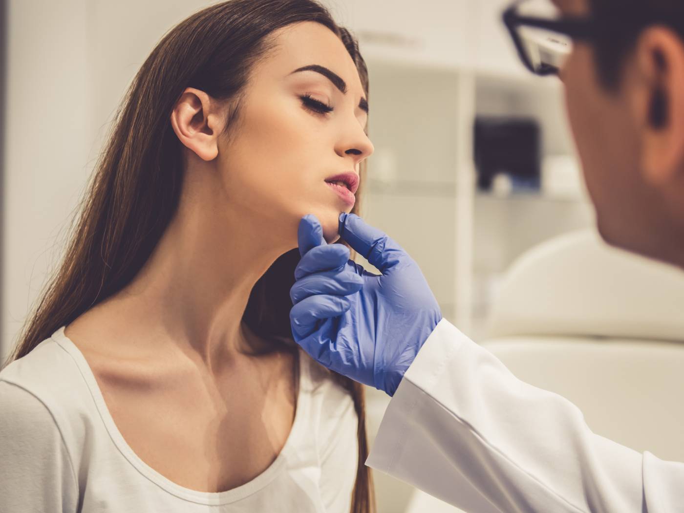 Estetska kirurgija | Masaža nosa nakon rinoplastike